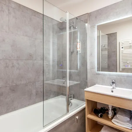 Aparthotel Adagio Access Paris Saint-denis Pleyel Saint-Denis (Seine-Saint-Denis)