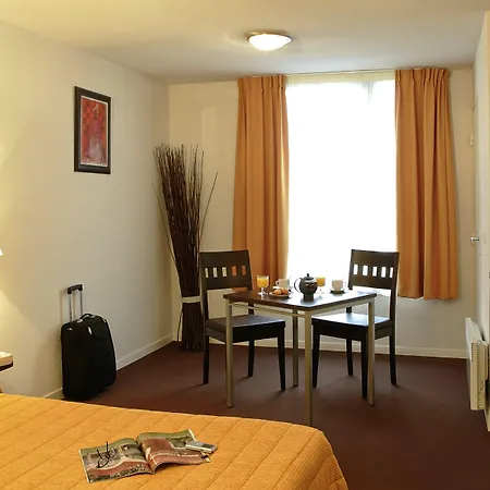 Aparthotel Adagio Access Paris Saint-denis Pleyel Saint-Denis (Seine-Saint-Denis)