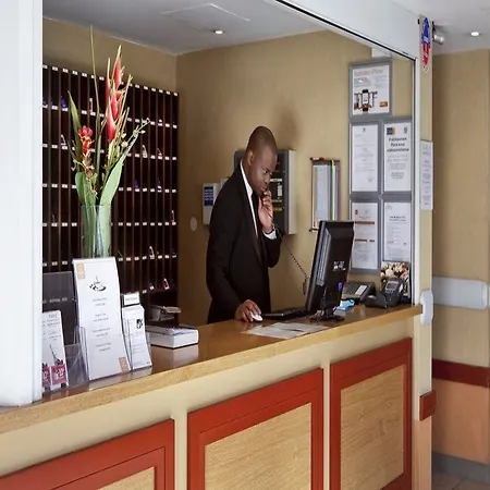 Apart-hotel Adagio Access Paris Saint-denis Pleyel 3*
