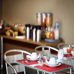 Adagio Access Paris Saint-denis Pleyel Aparthotel 3*
